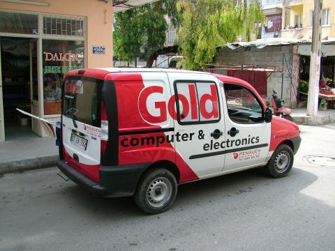 ARAÇ GİYDİRME
